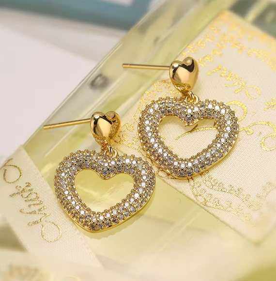 Heart Beauty Gold Earrings