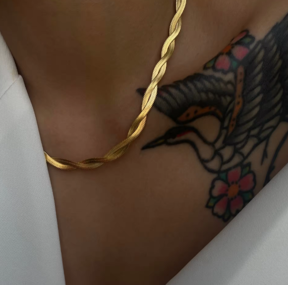 Gold Stand Necklace